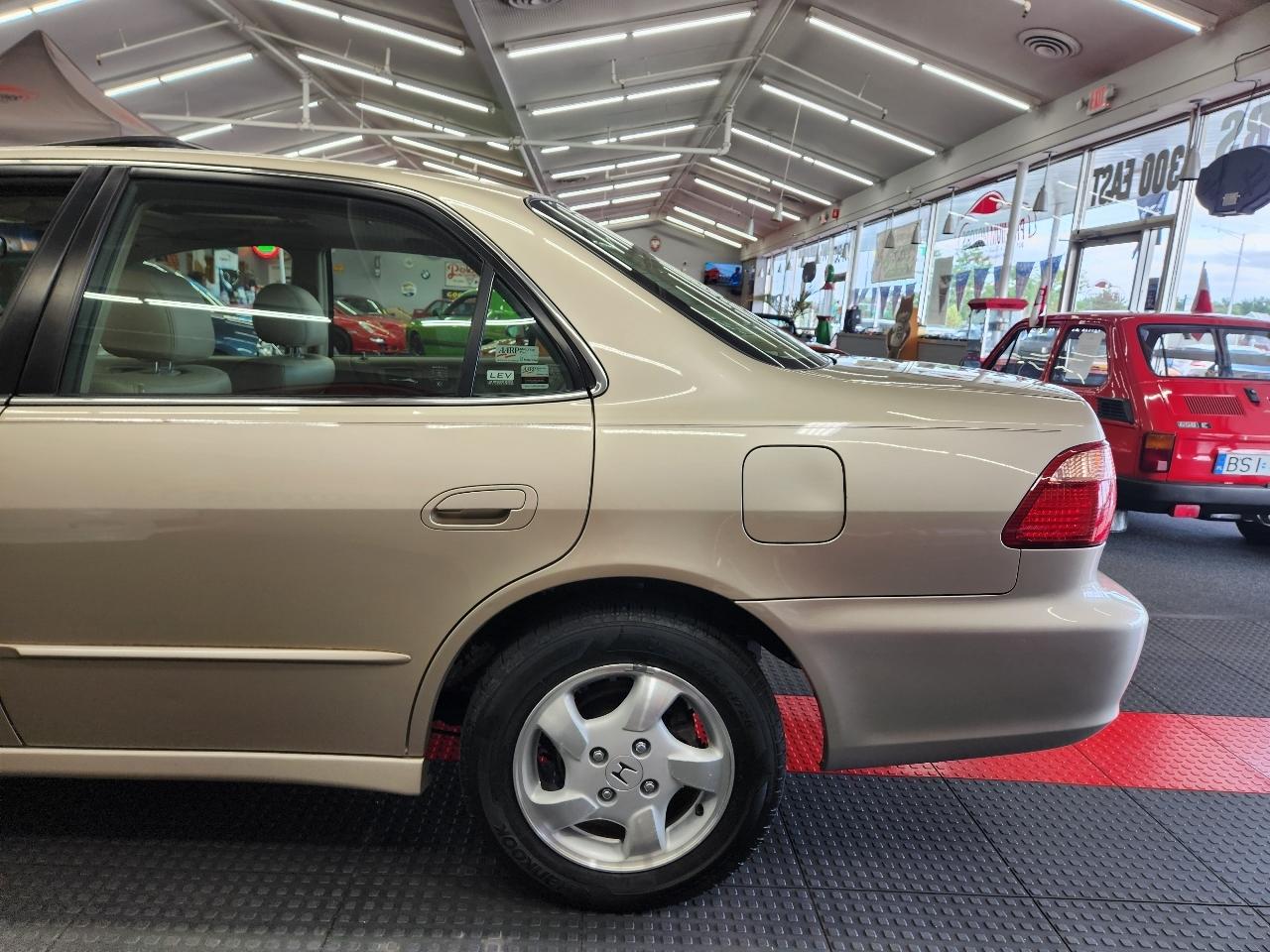 Honda Accord EX 2000