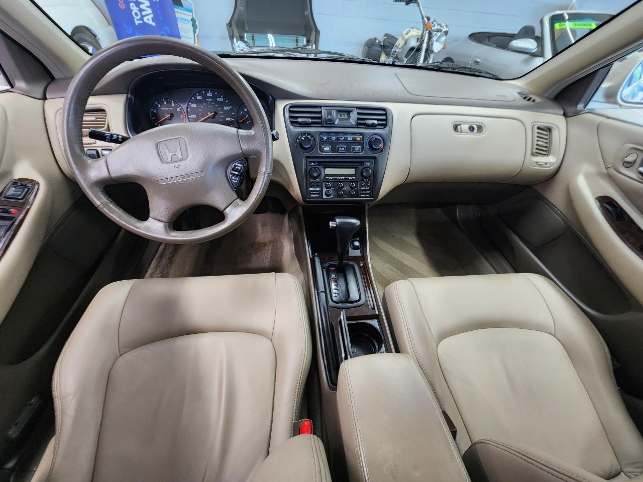 Honda Accord EX 2000
