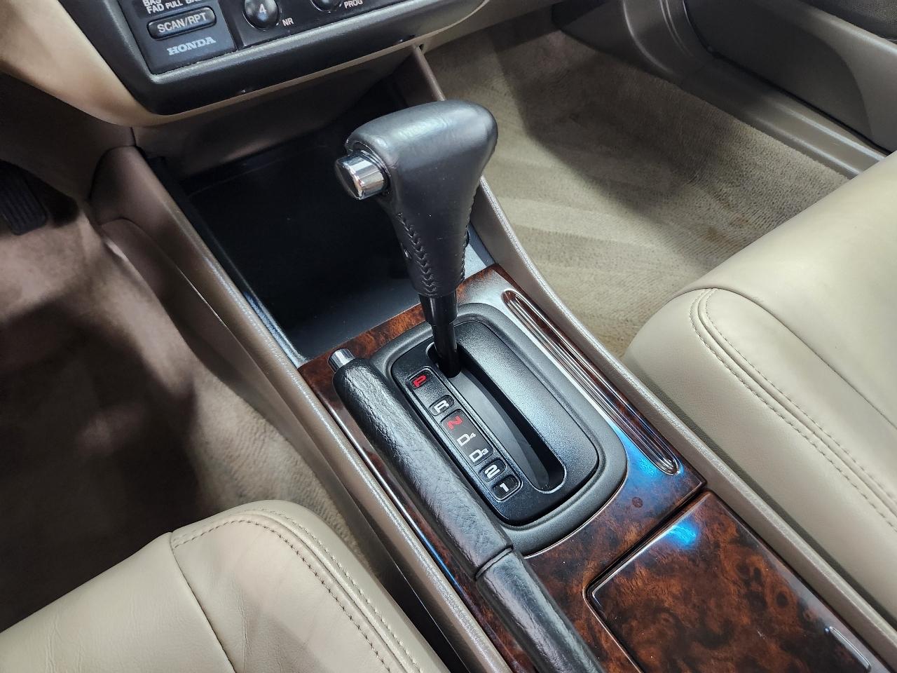 Honda Accord EX 2000