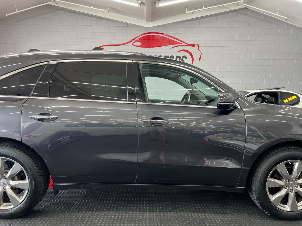 Acura MDX Advance 4D SUV w/RES 2014