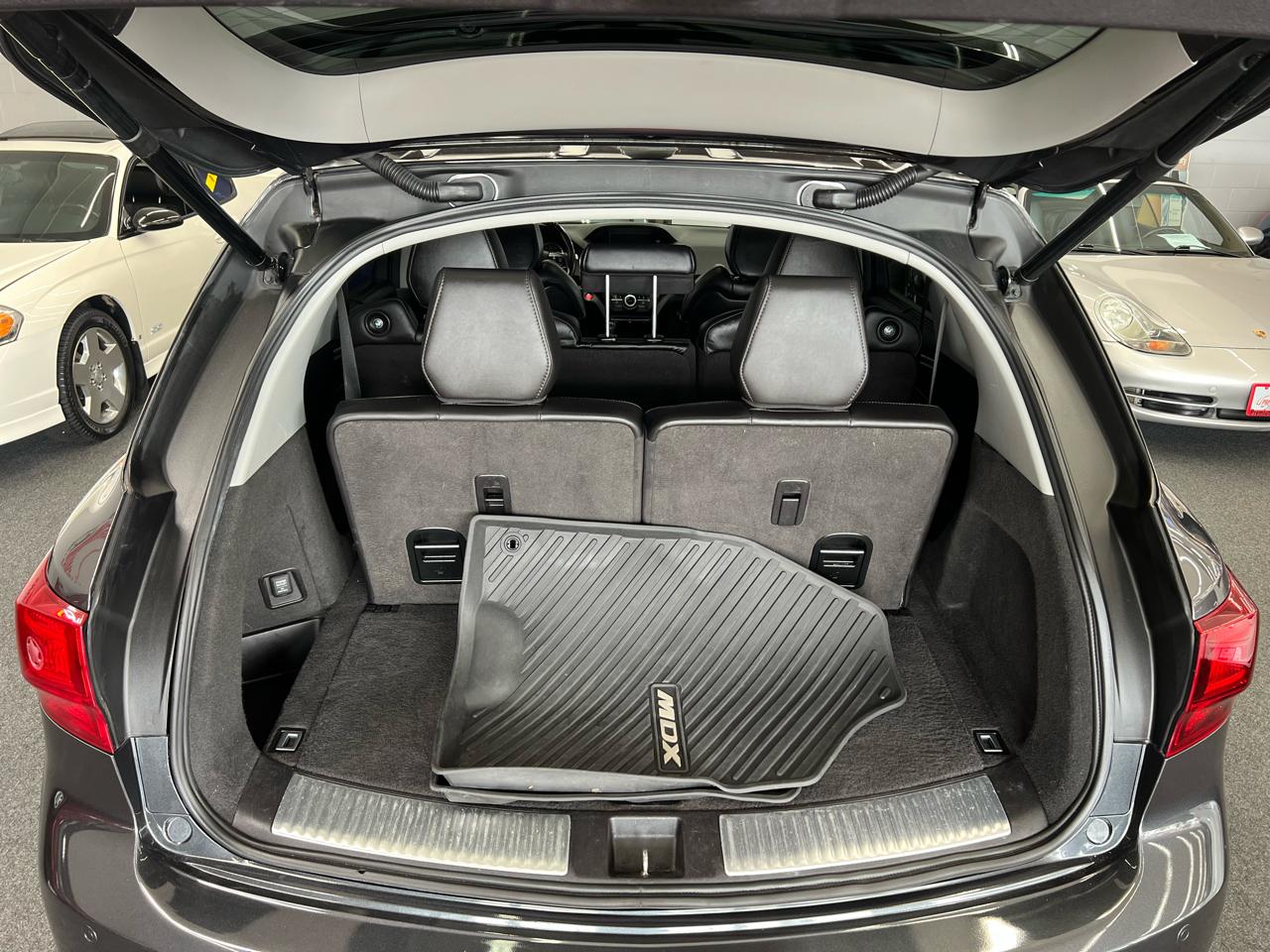 Acura MDX Advance 4D SUV w/RES 2014