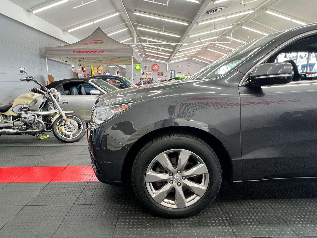 Acura MDX Advance 4D SUV w/RES 2014