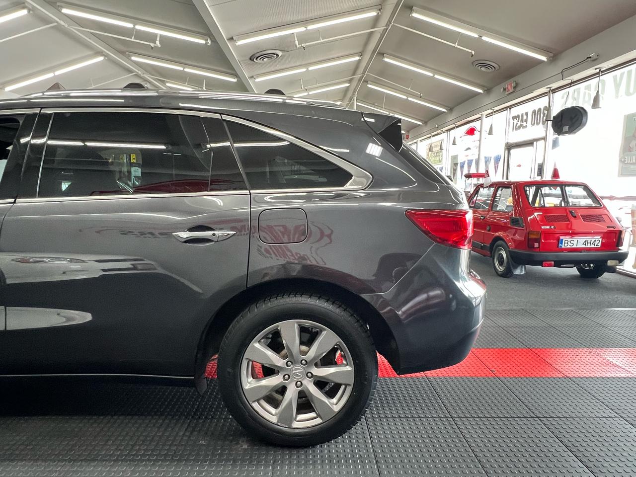 Acura MDX Advance 4D SUV w/RES 2014