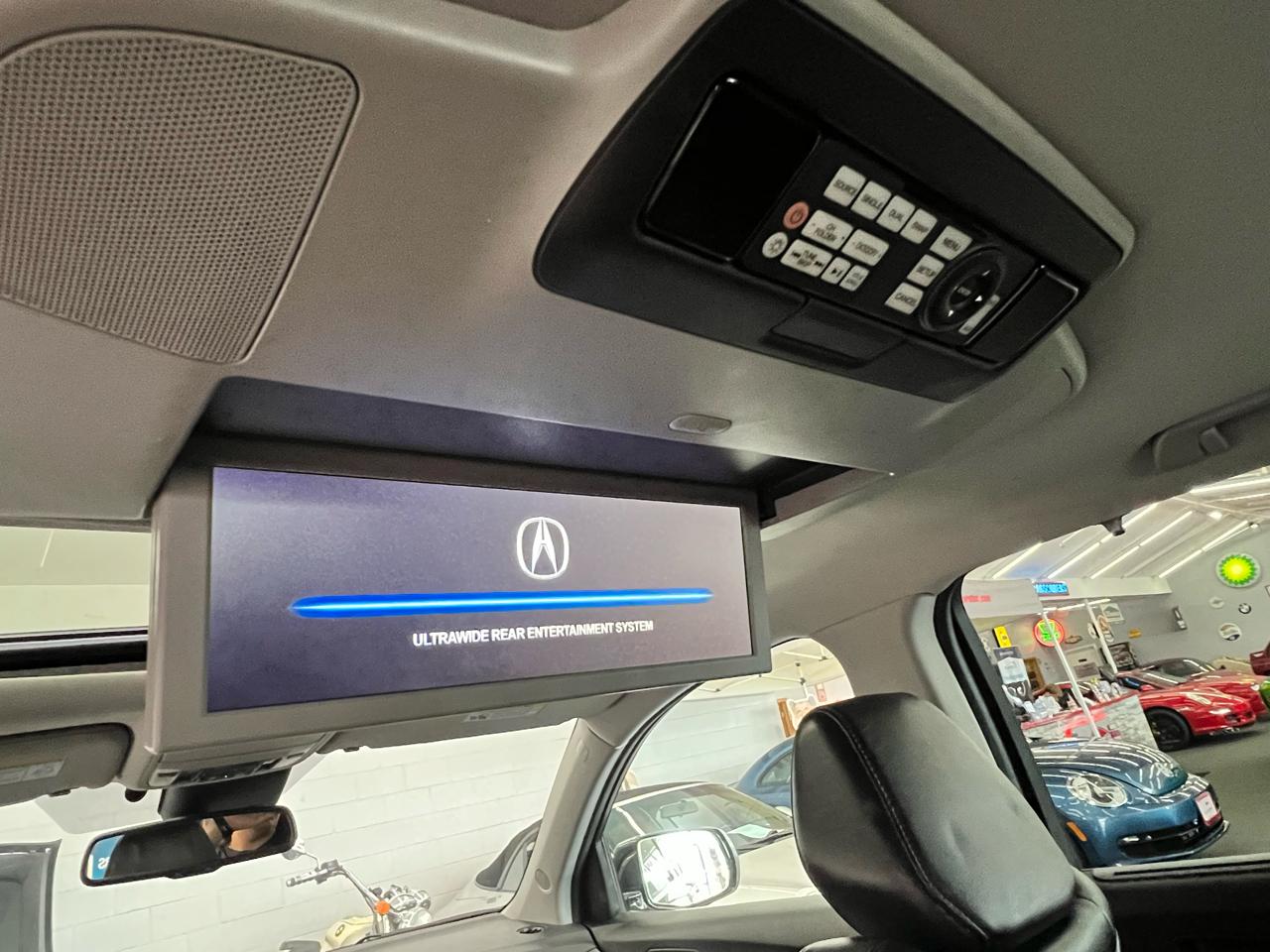 Acura MDX Advance 4D SUV w/RES 2014