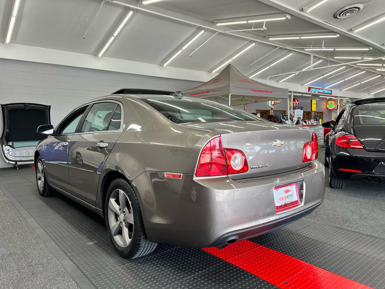 Chevrolet Malibu 1LT 2012