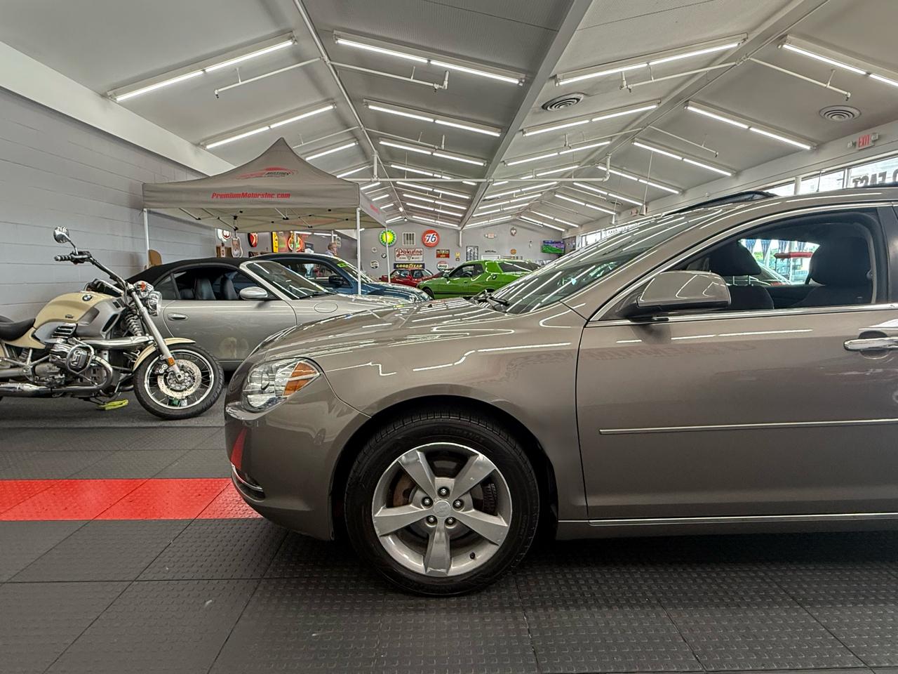 Chevrolet Malibu 1LT 2012