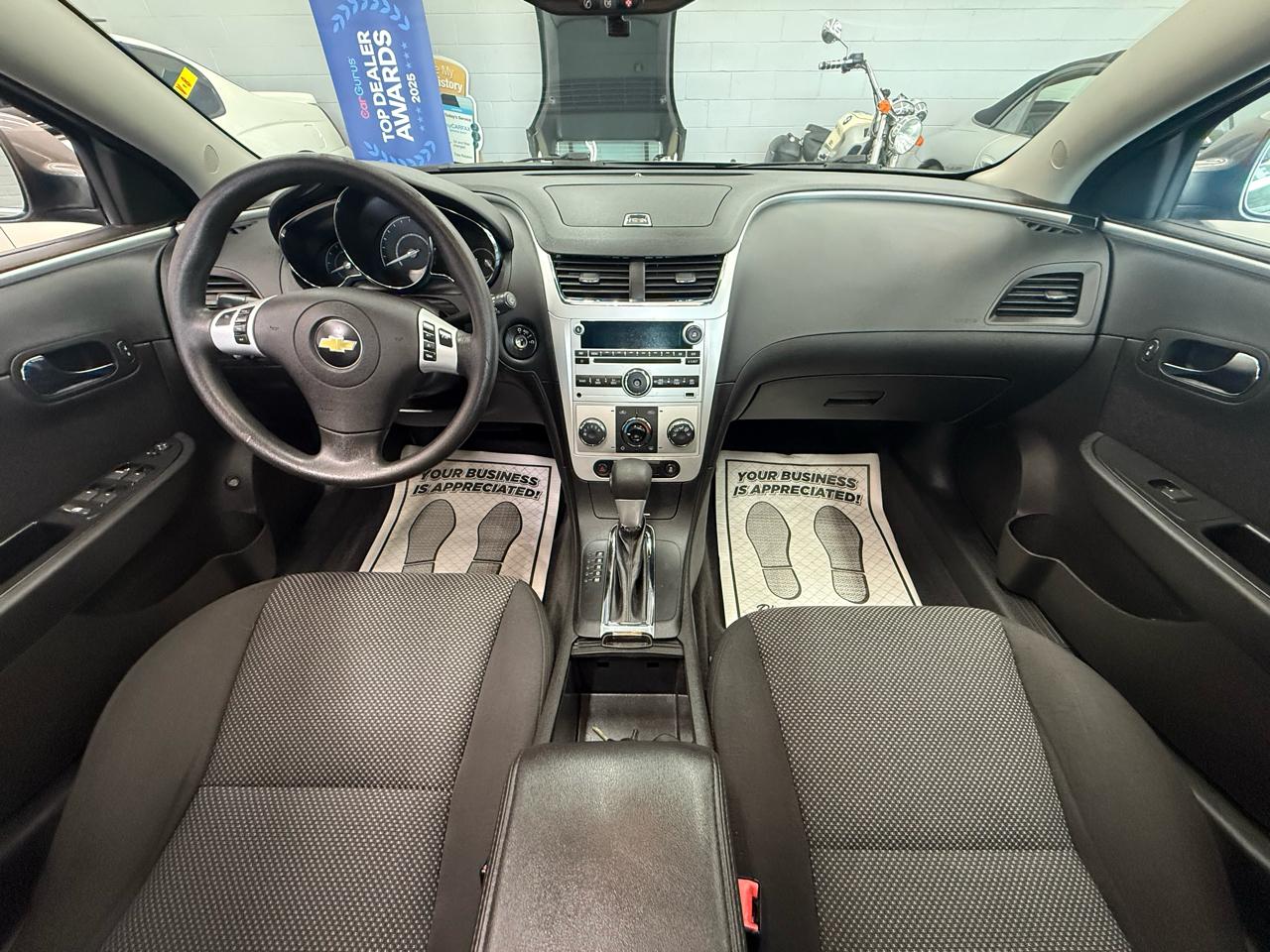 Chevrolet Malibu 1LT 2012