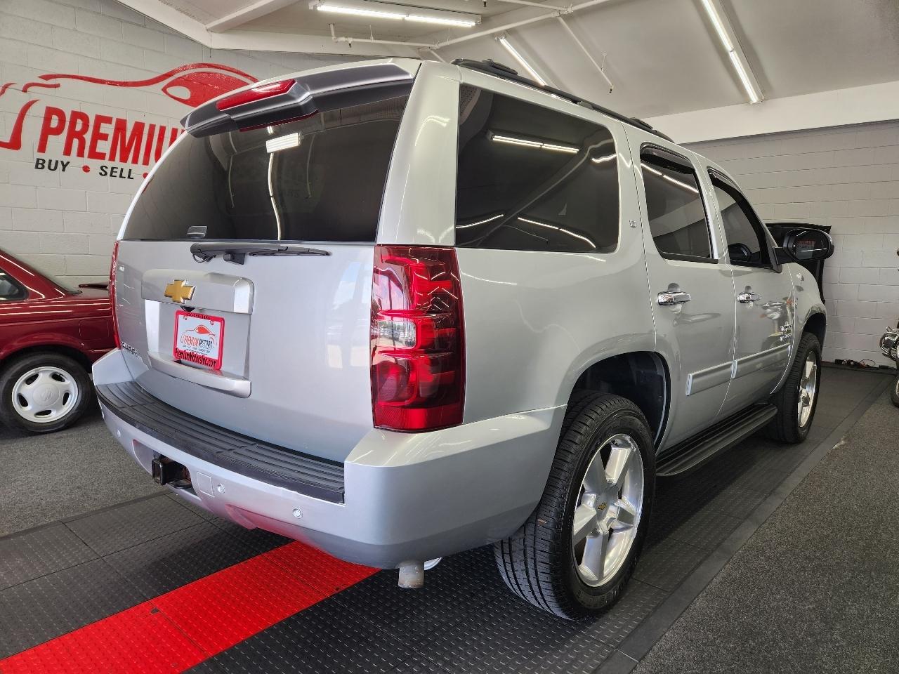 Chevrolet Tahoe  2014