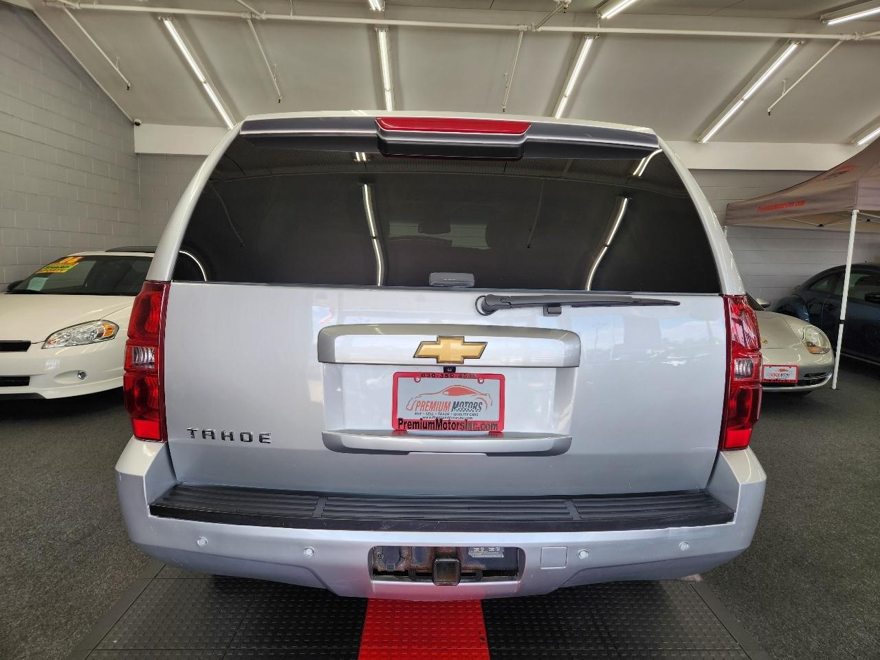 Chevrolet Tahoe  2014