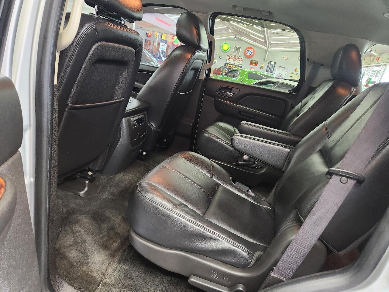 Chevrolet Tahoe  2014