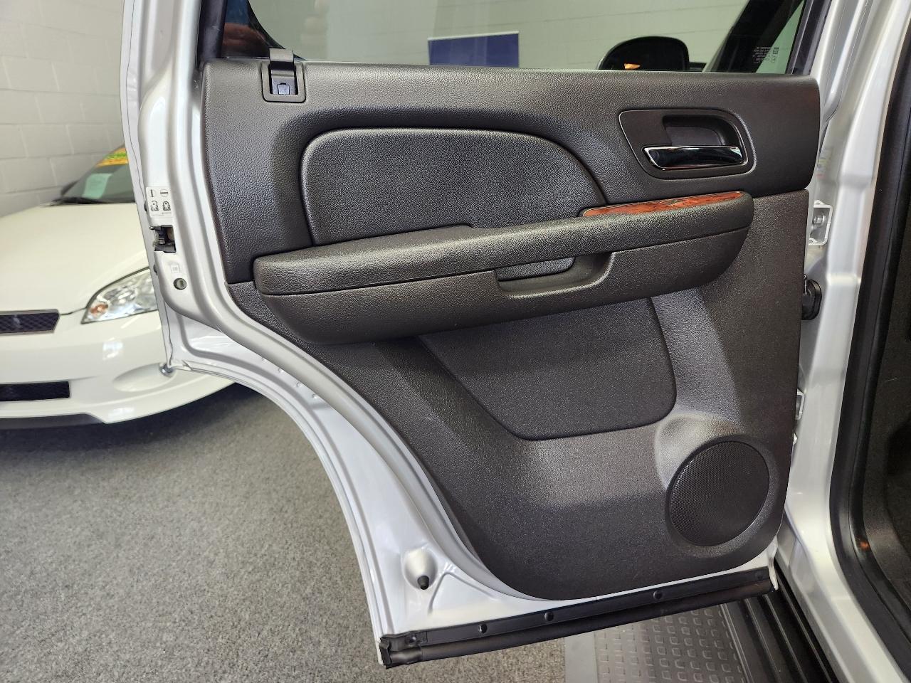Chevrolet Tahoe  2014