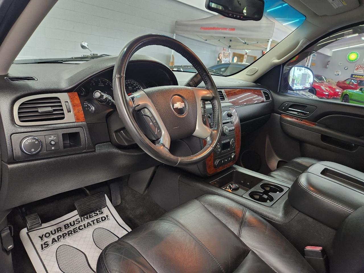 Chevrolet Tahoe  2014