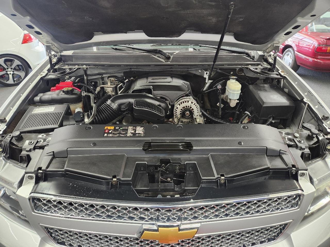 Chevrolet Tahoe  2014