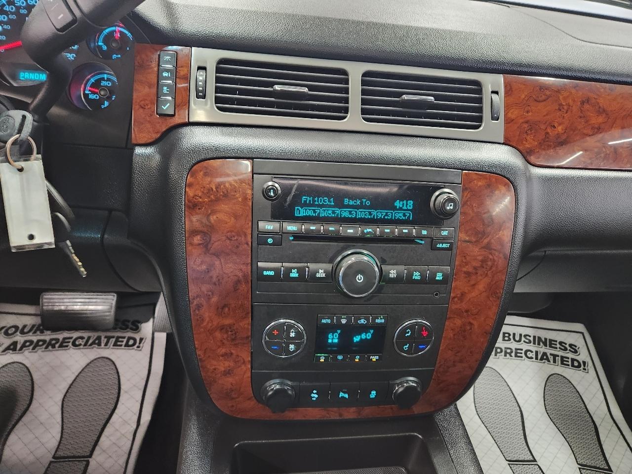 Chevrolet Tahoe  2014