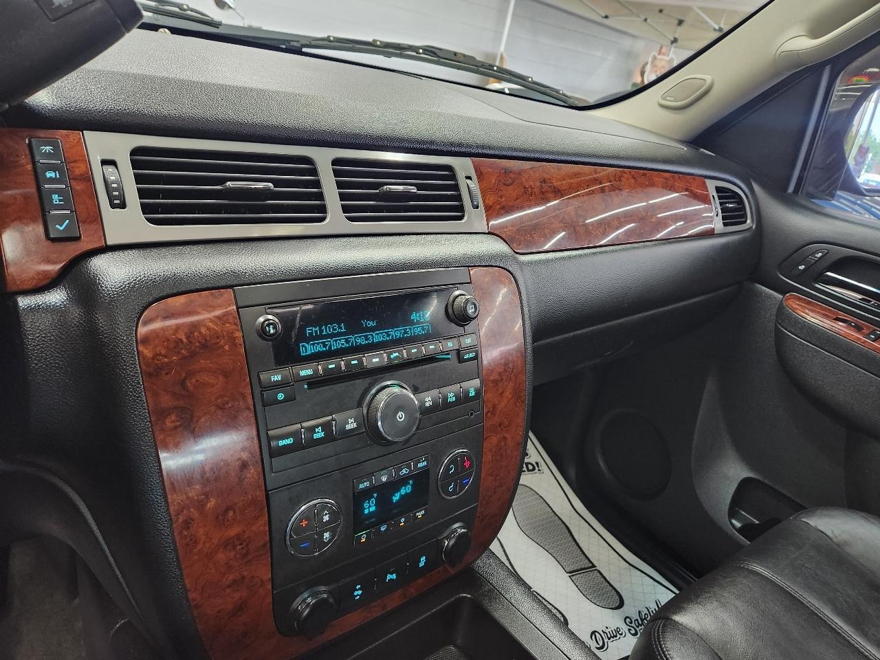 Chevrolet Tahoe  2014