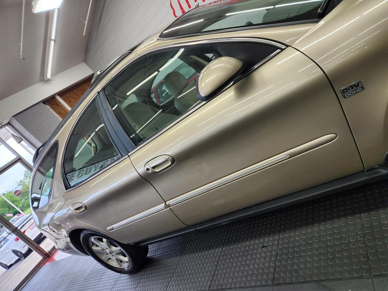 Mercury Sable Wagon  2001