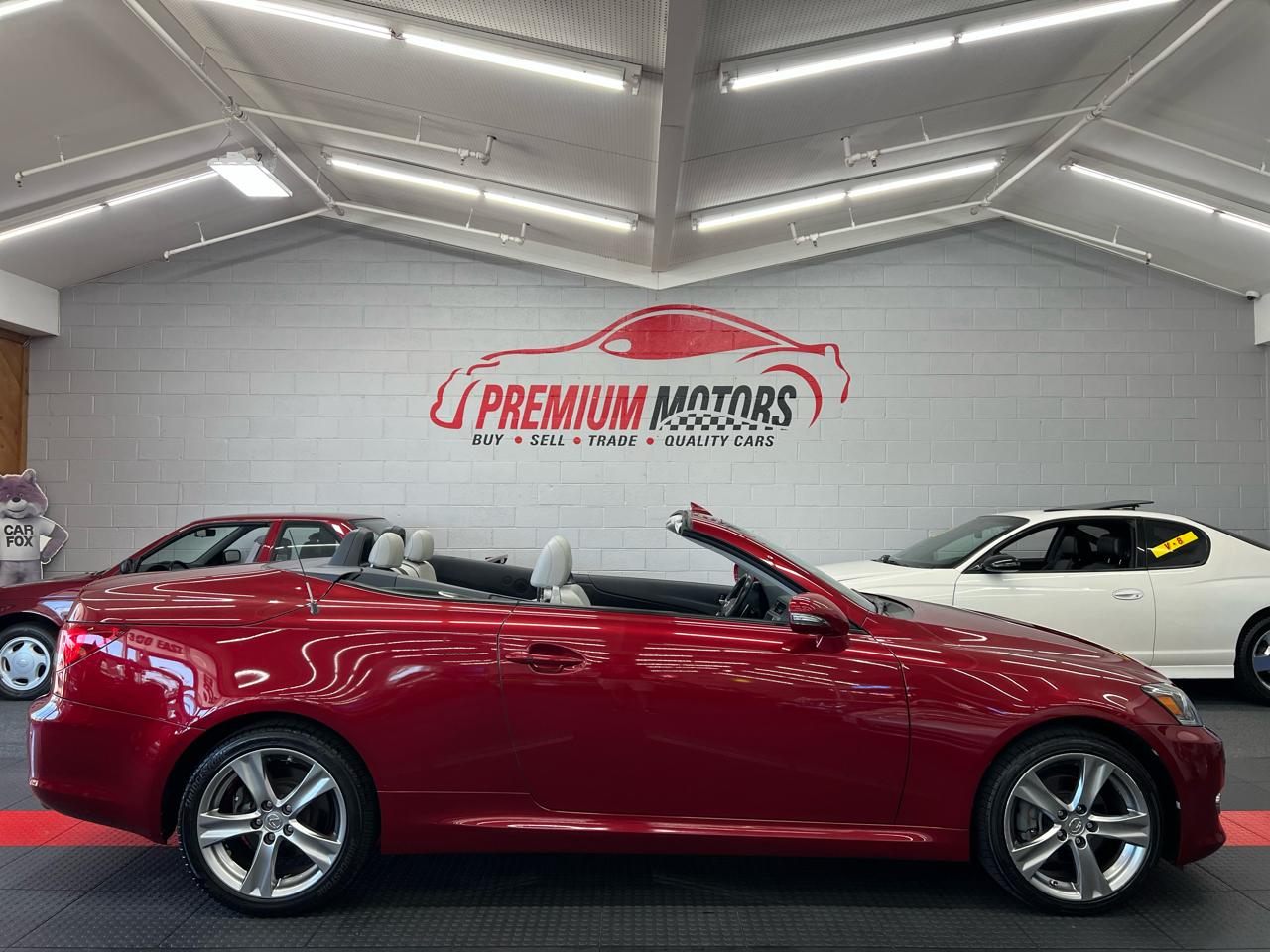 Lexus IS 250C 2dr Conv Auto 2012