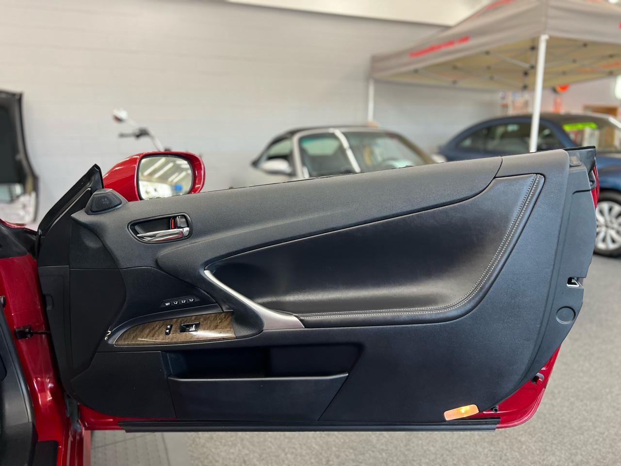 Lexus IS 250C 2dr Conv Auto 2012
