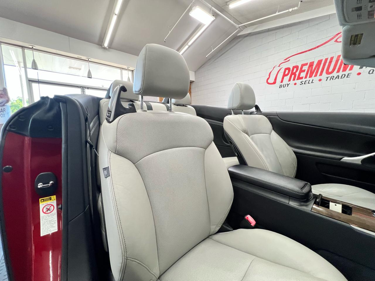 Lexus IS 250C 2dr Conv Auto 2012