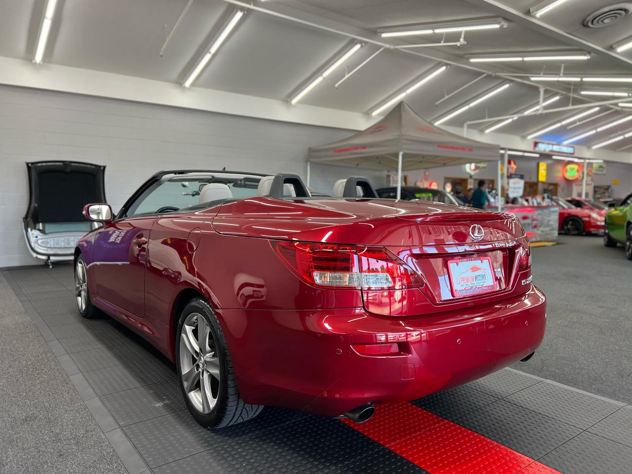 Lexus IS 250C 2dr Conv Auto 2012