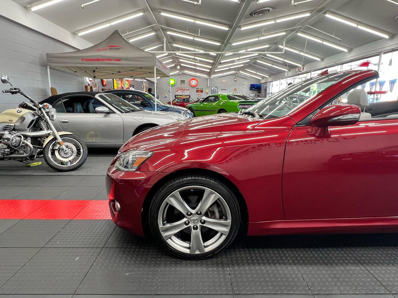 Lexus IS 250C 2dr Conv Auto 2012