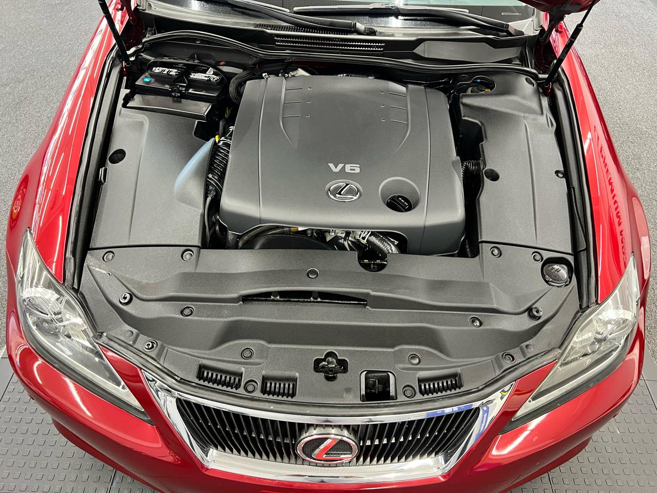 Lexus IS 250C 2dr Conv Auto 2012