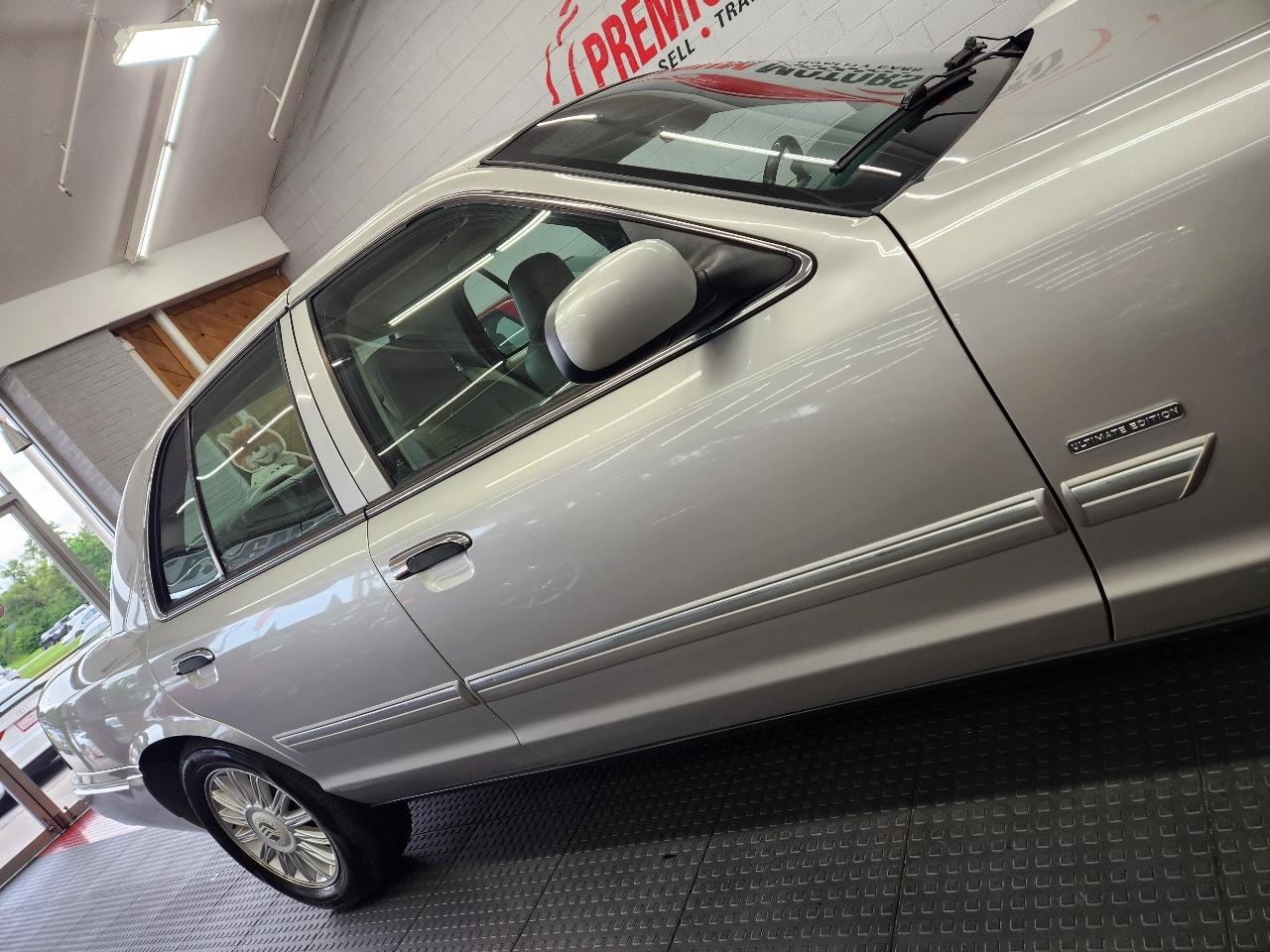 Mercury Grand Marquis LS 2009