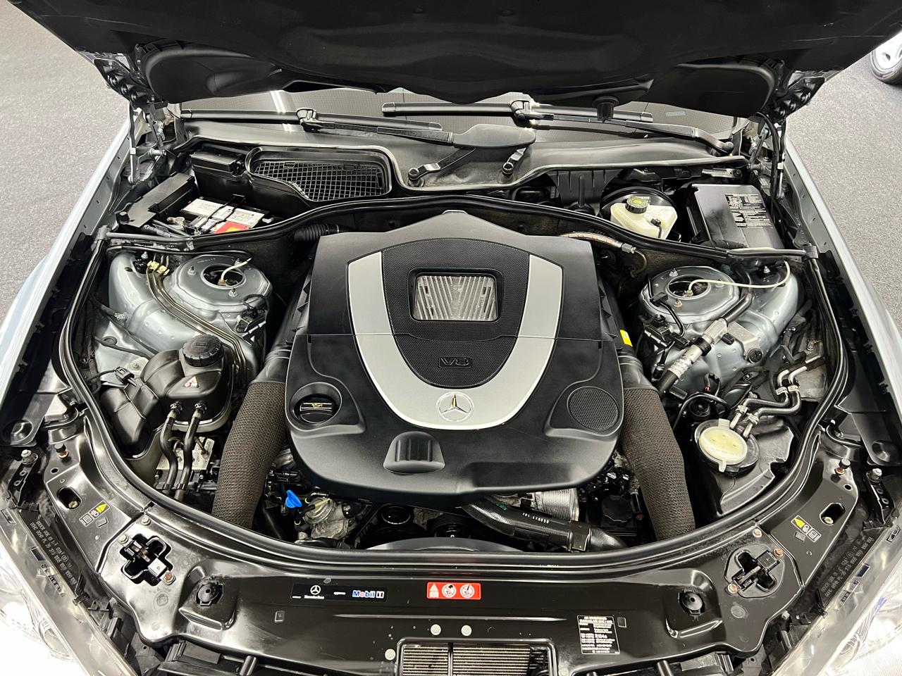 Mercedes-Benz S-Class S550 2007