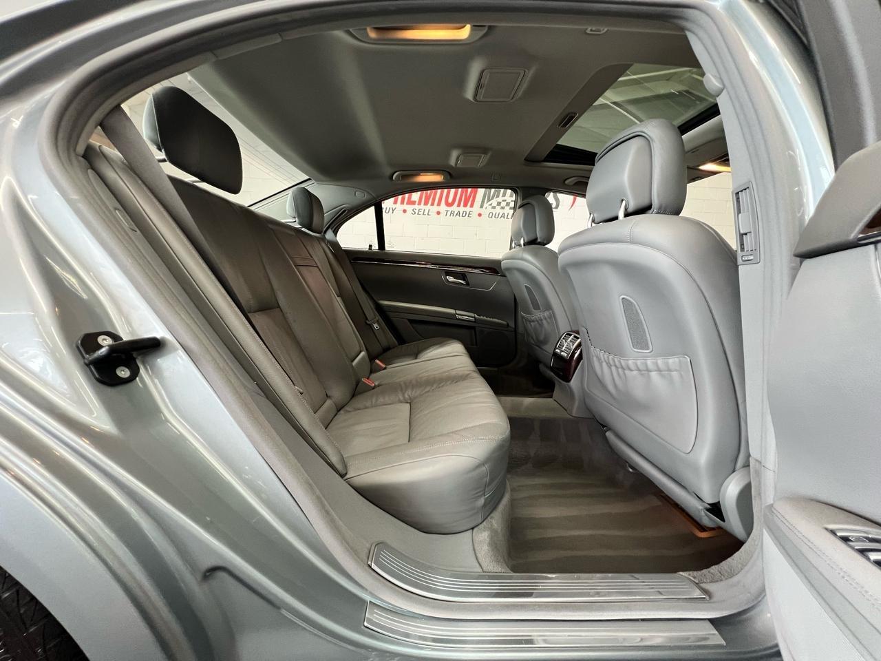 Mercedes-Benz S-Class  2007