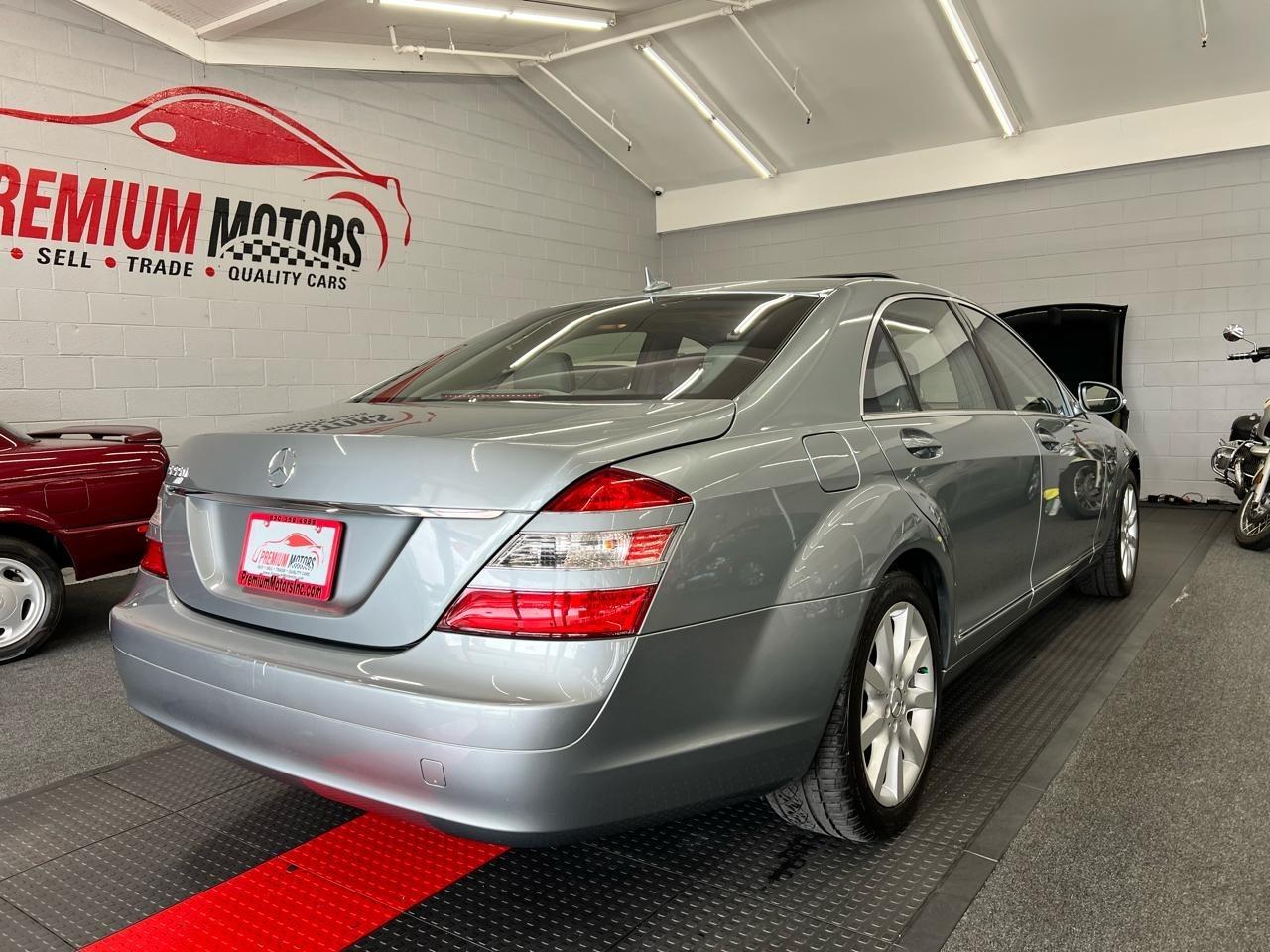 Mercedes-Benz S-Class  2007