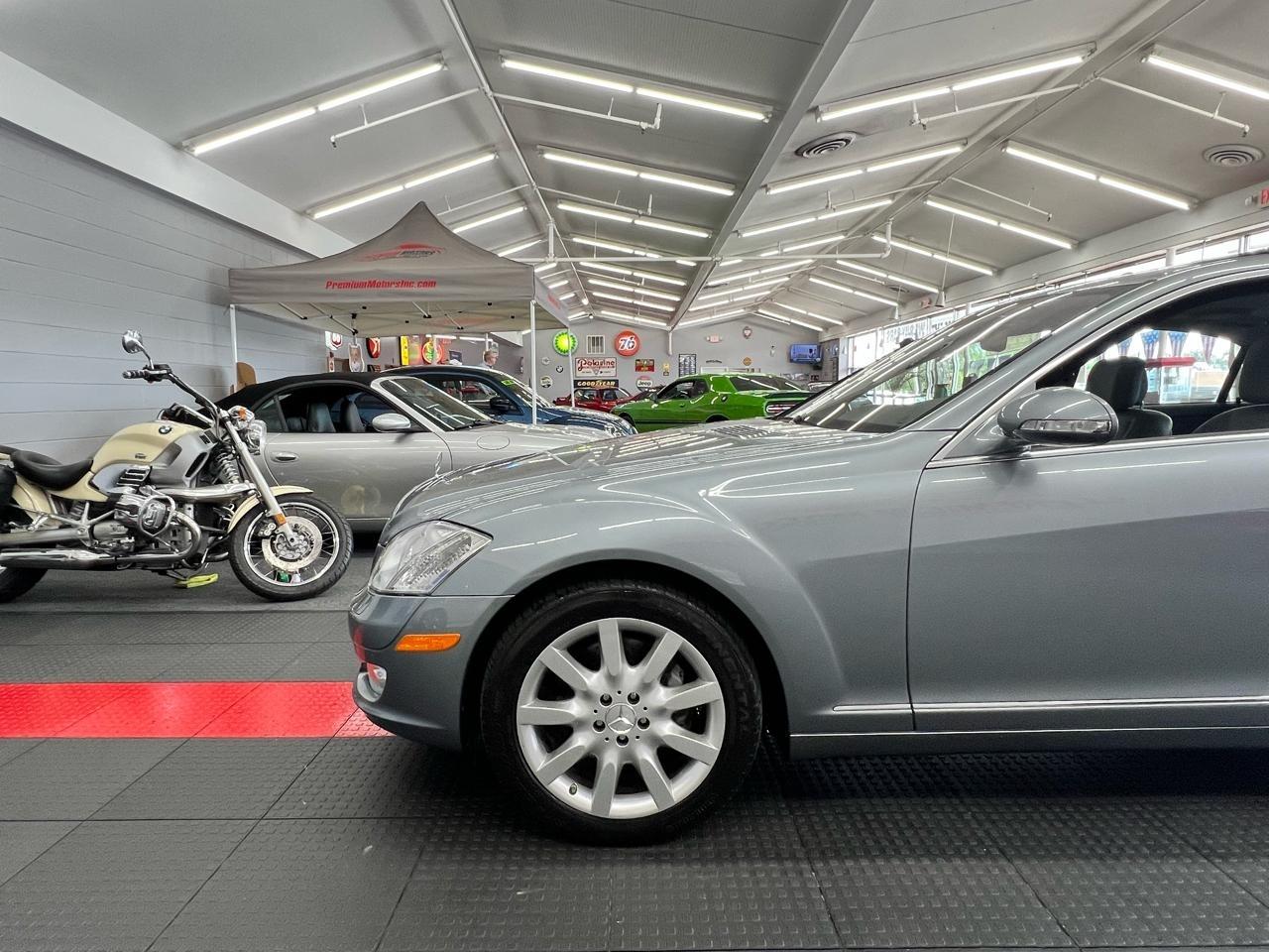 Mercedes-Benz S-Class  2007