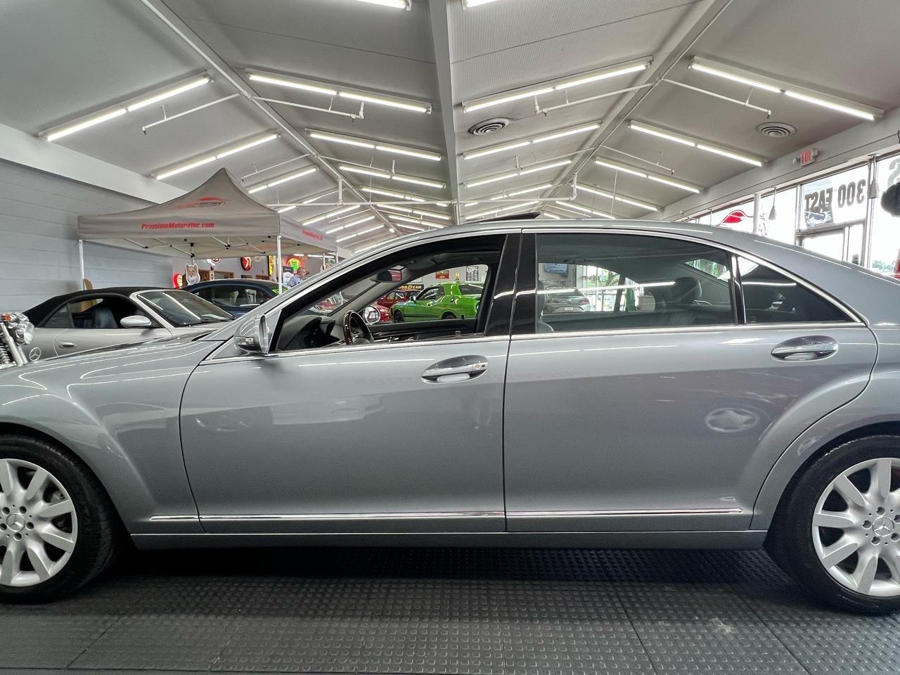 Mercedes-Benz S-Class  2007