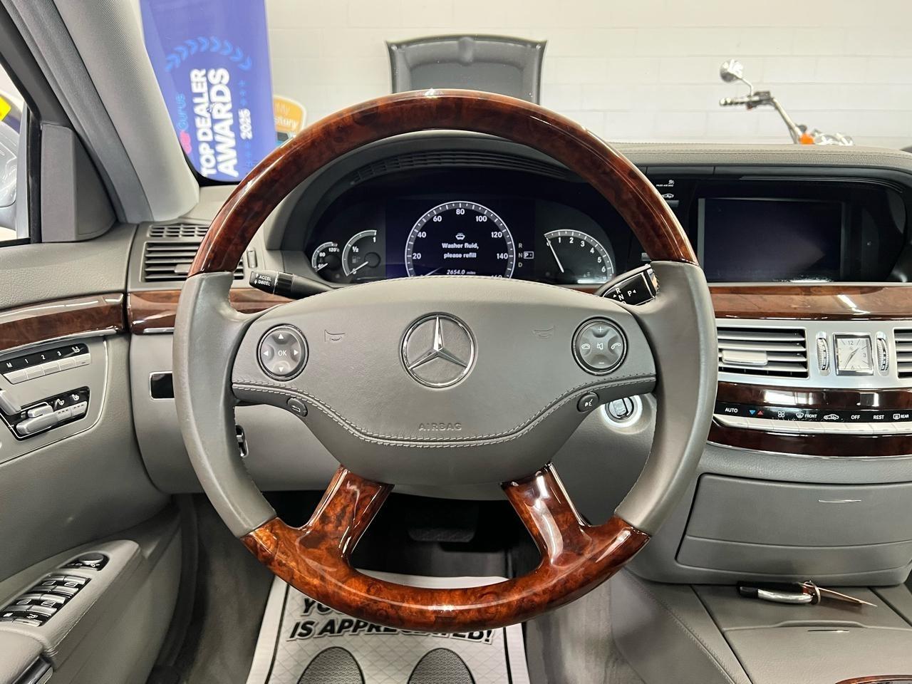 Mercedes-Benz S-Class  2007