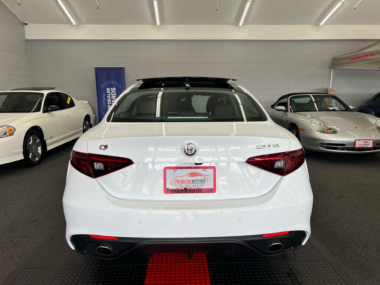 Alfa Romeo Giulia  2017