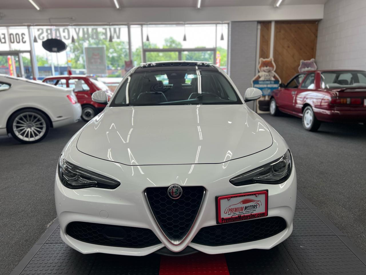 Alfa Romeo Giulia  2017