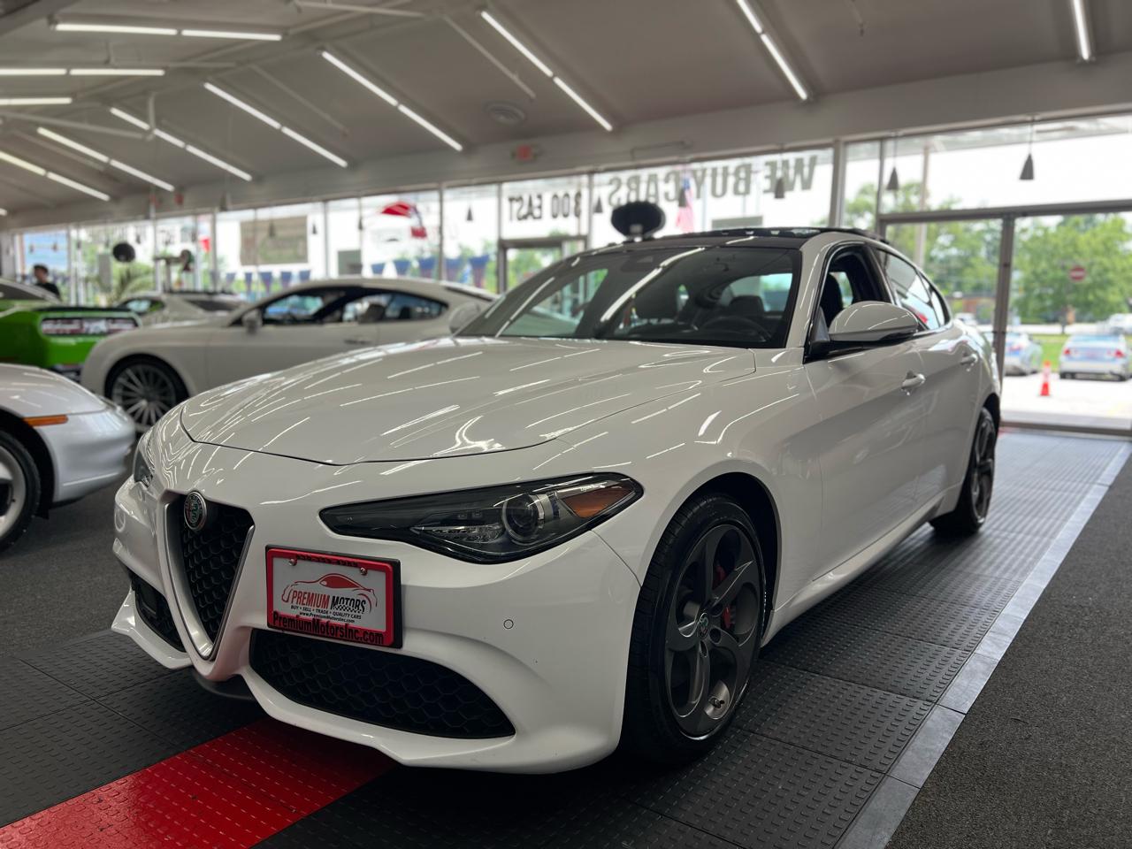 Alfa Romeo Giulia  2017