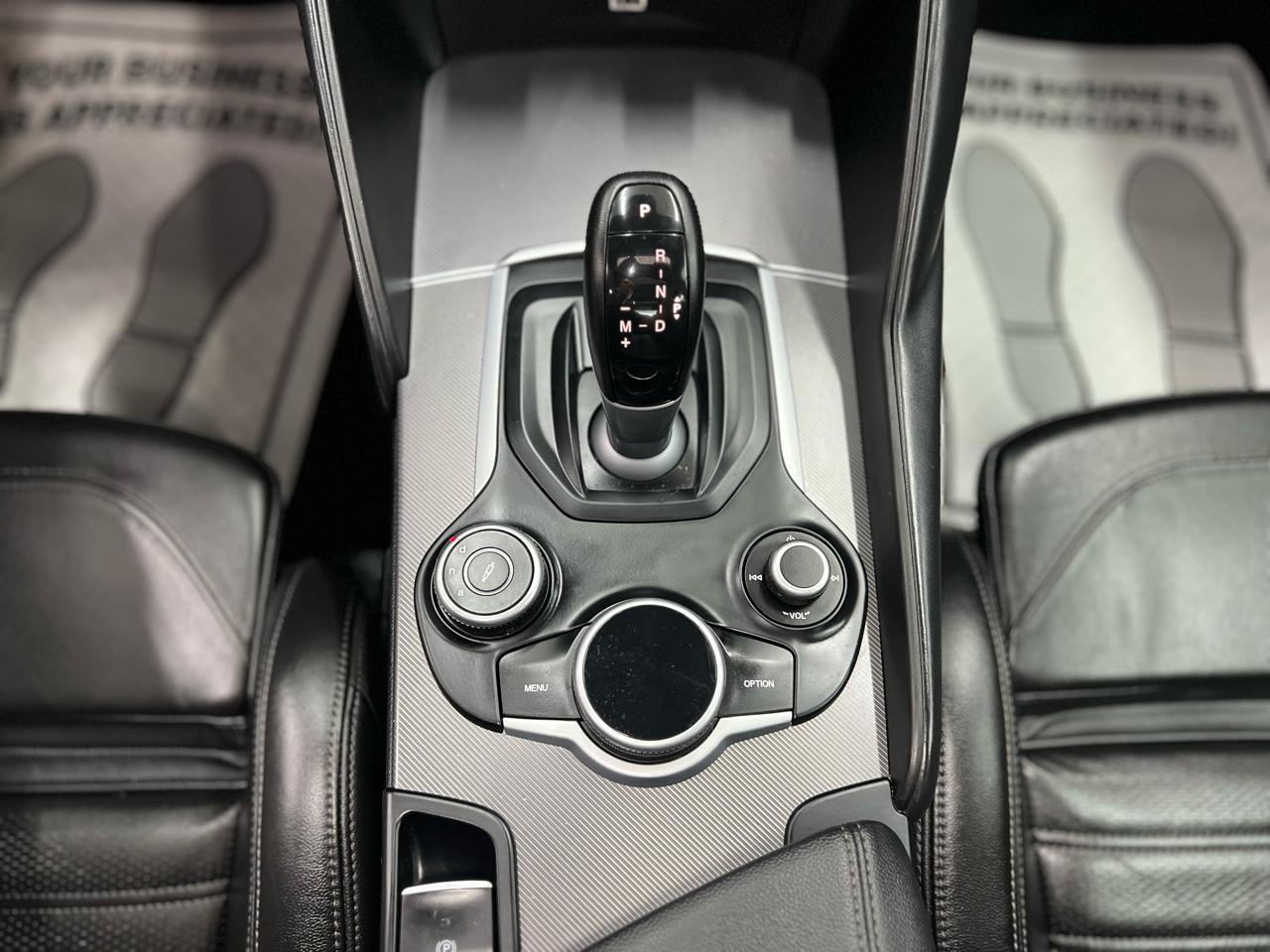 Alfa Romeo Giulia  2017