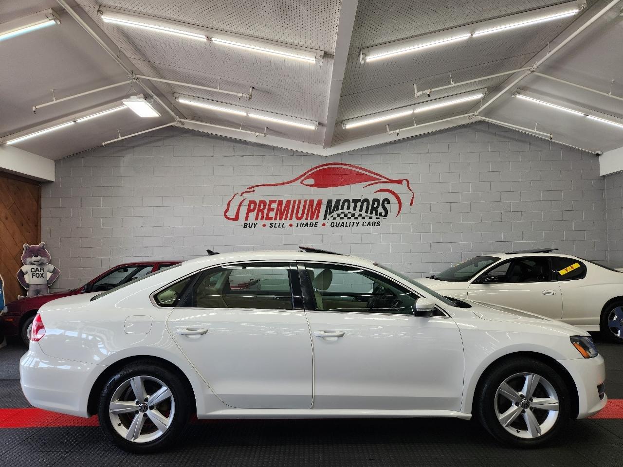 Volkswagen Passat SE 2013