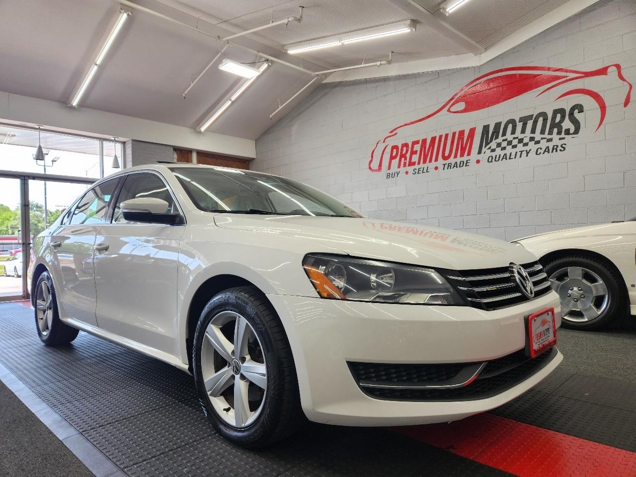Volkswagen Passat SE 2013