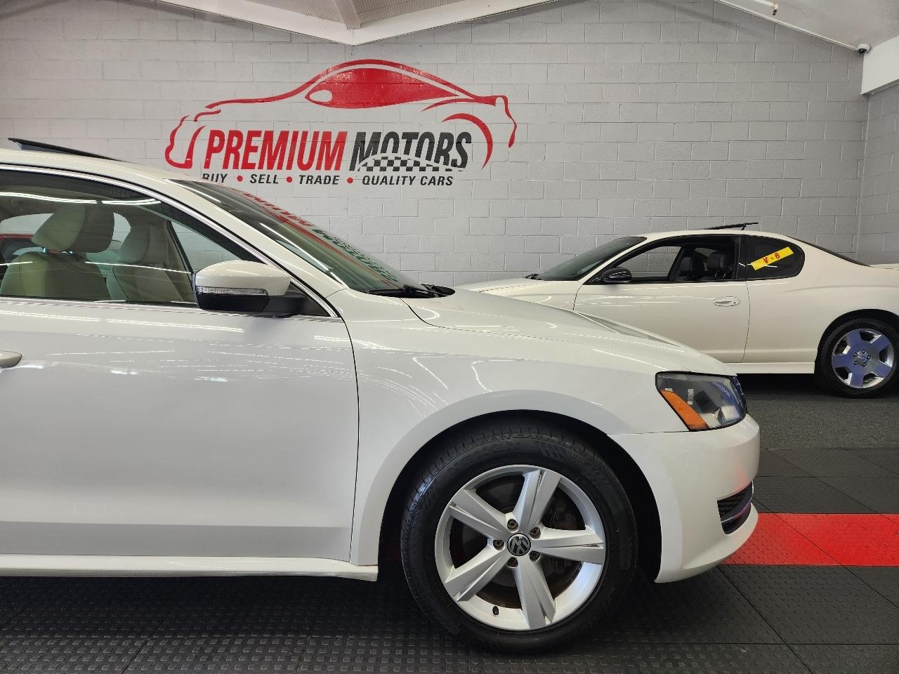 Volkswagen Passat SE 2013