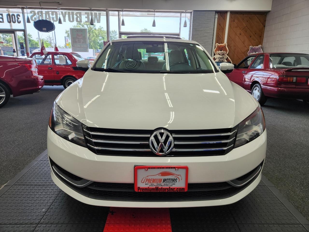 Volkswagen Passat SE 2013