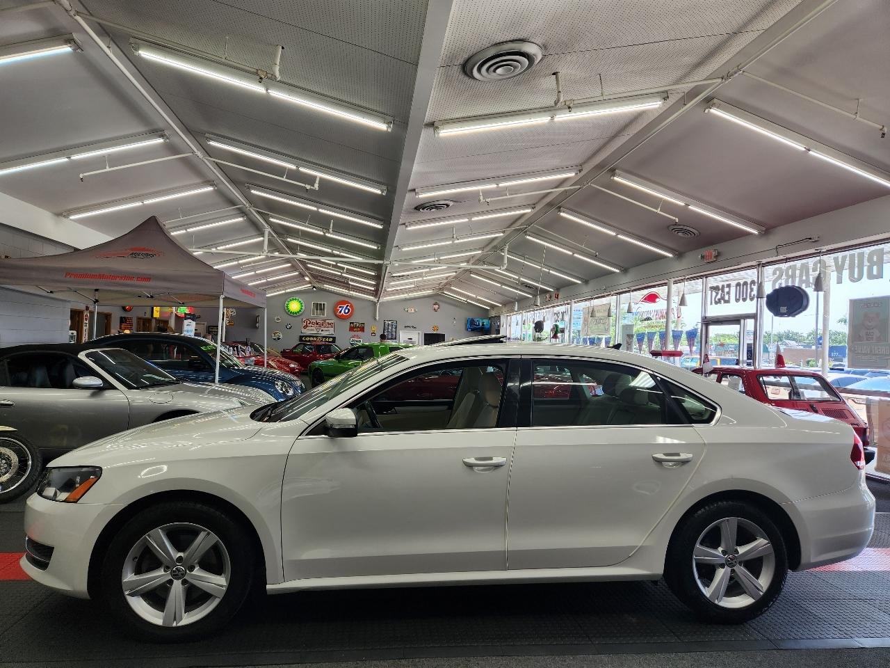 Volkswagen Passat SE 2013