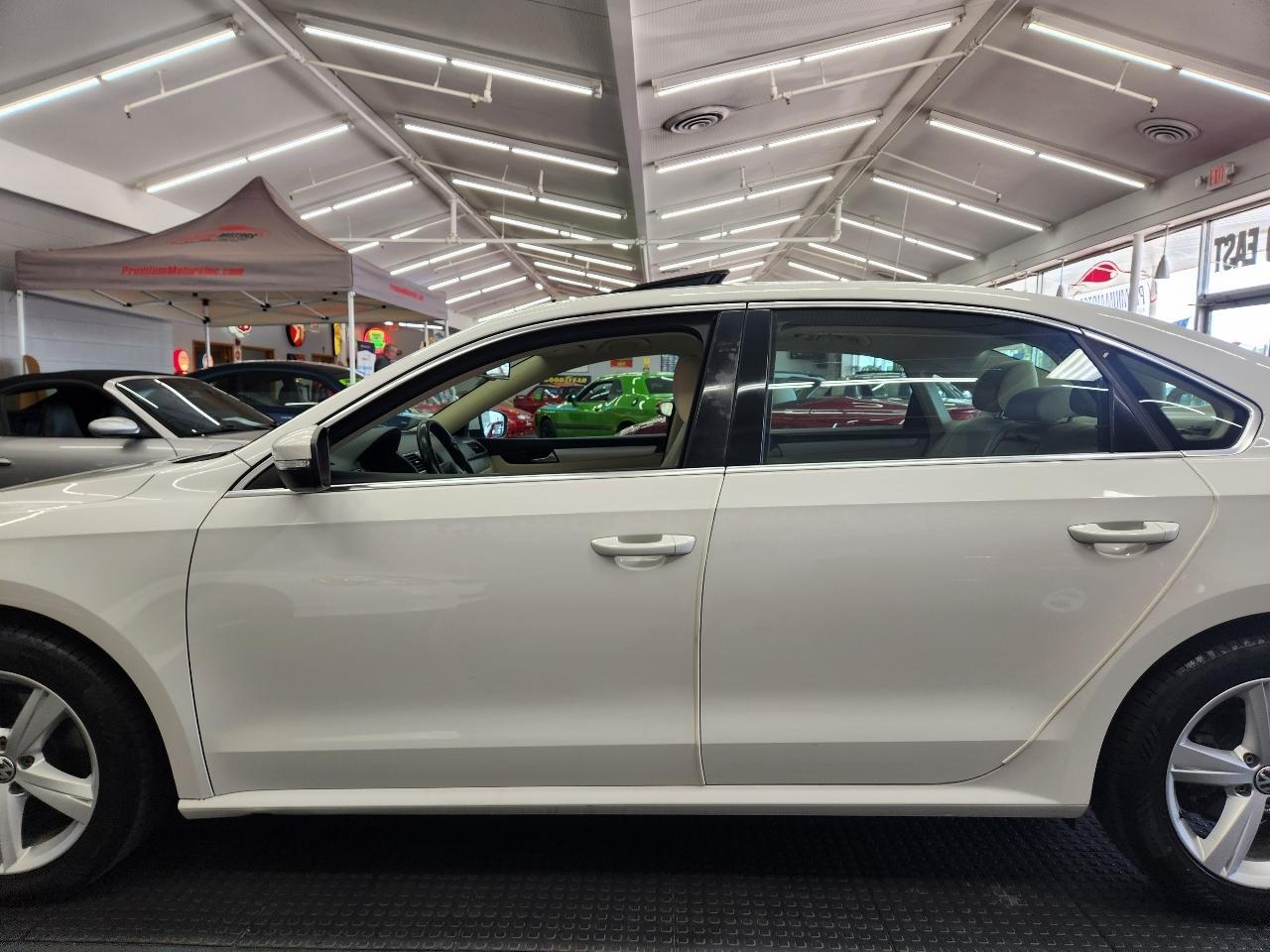 Volkswagen Passat SE 2013