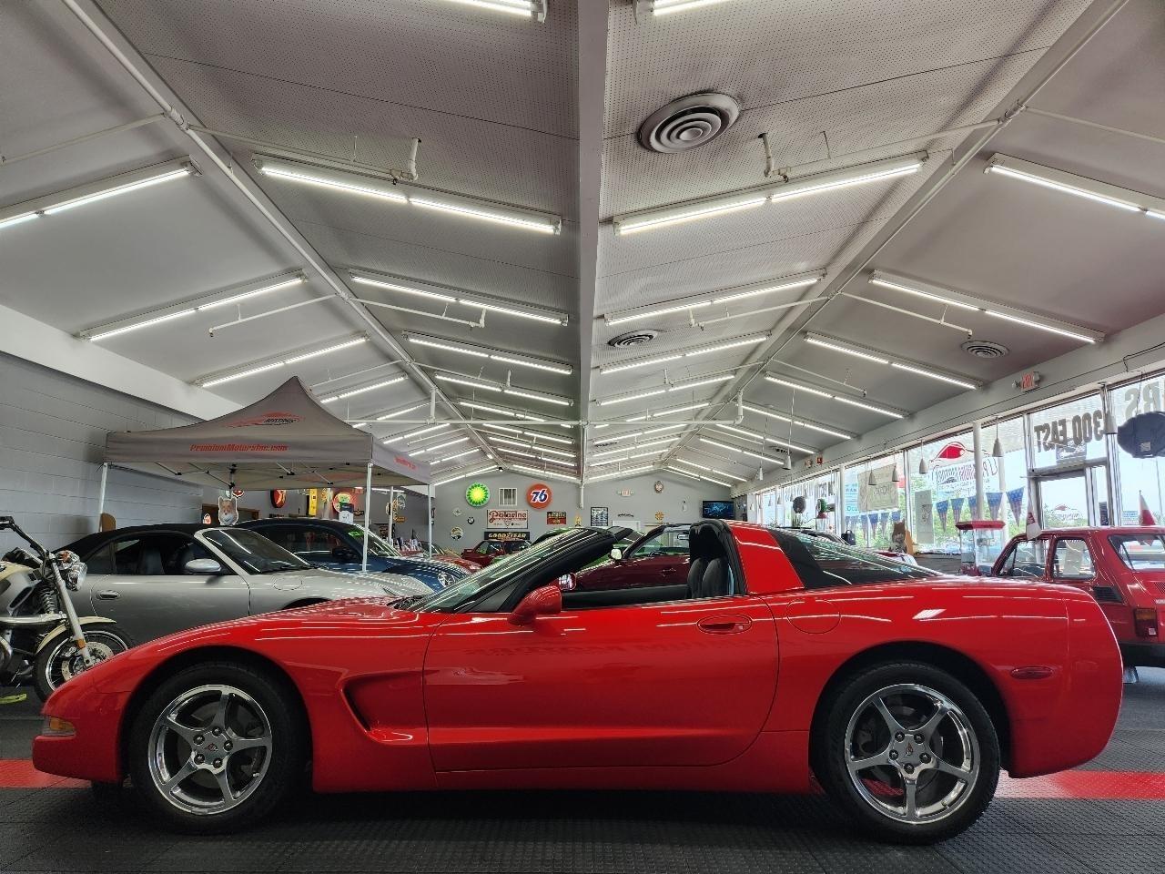 Chevrolet Corvette  2004