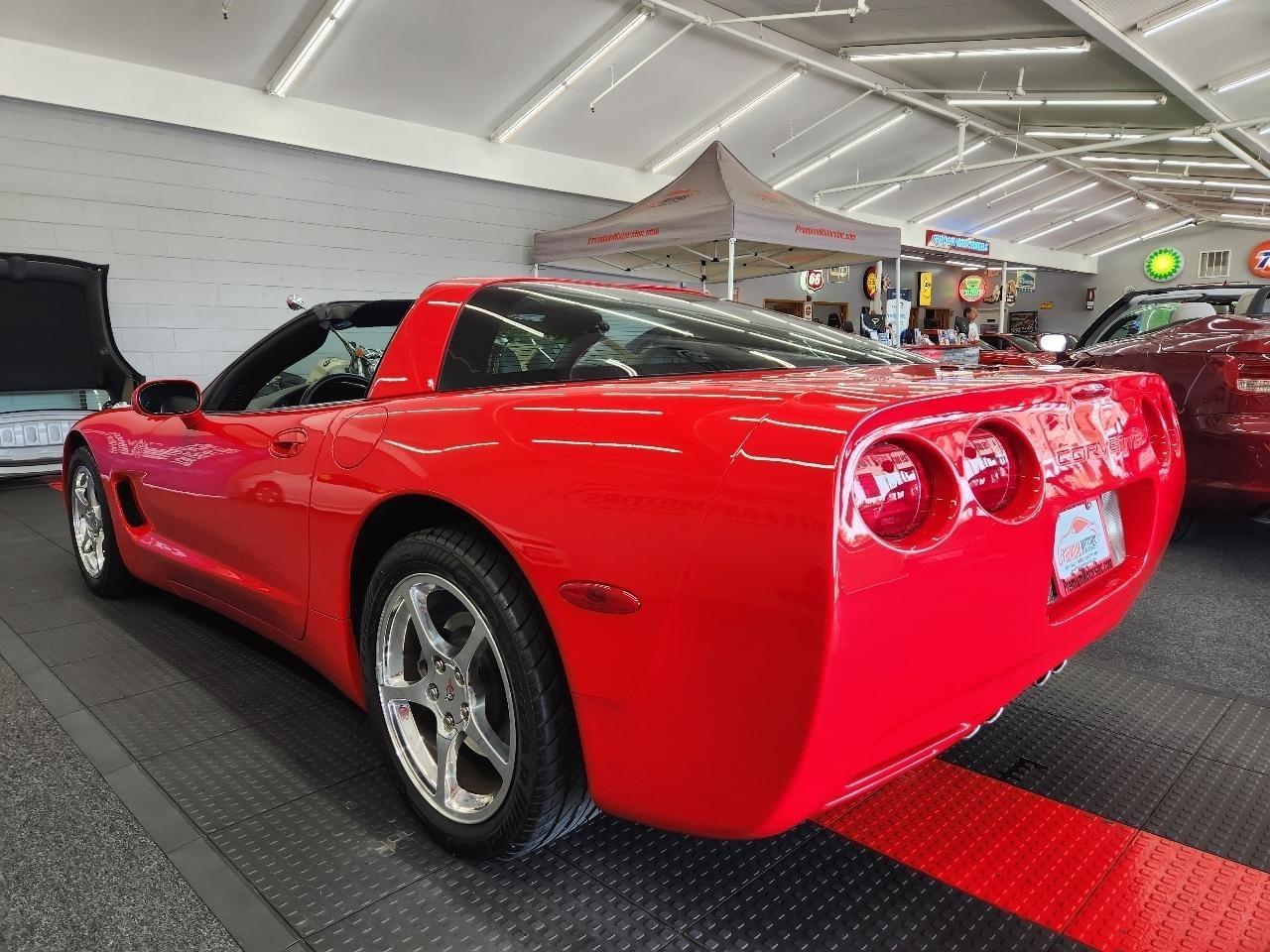 Chevrolet Corvette  2004