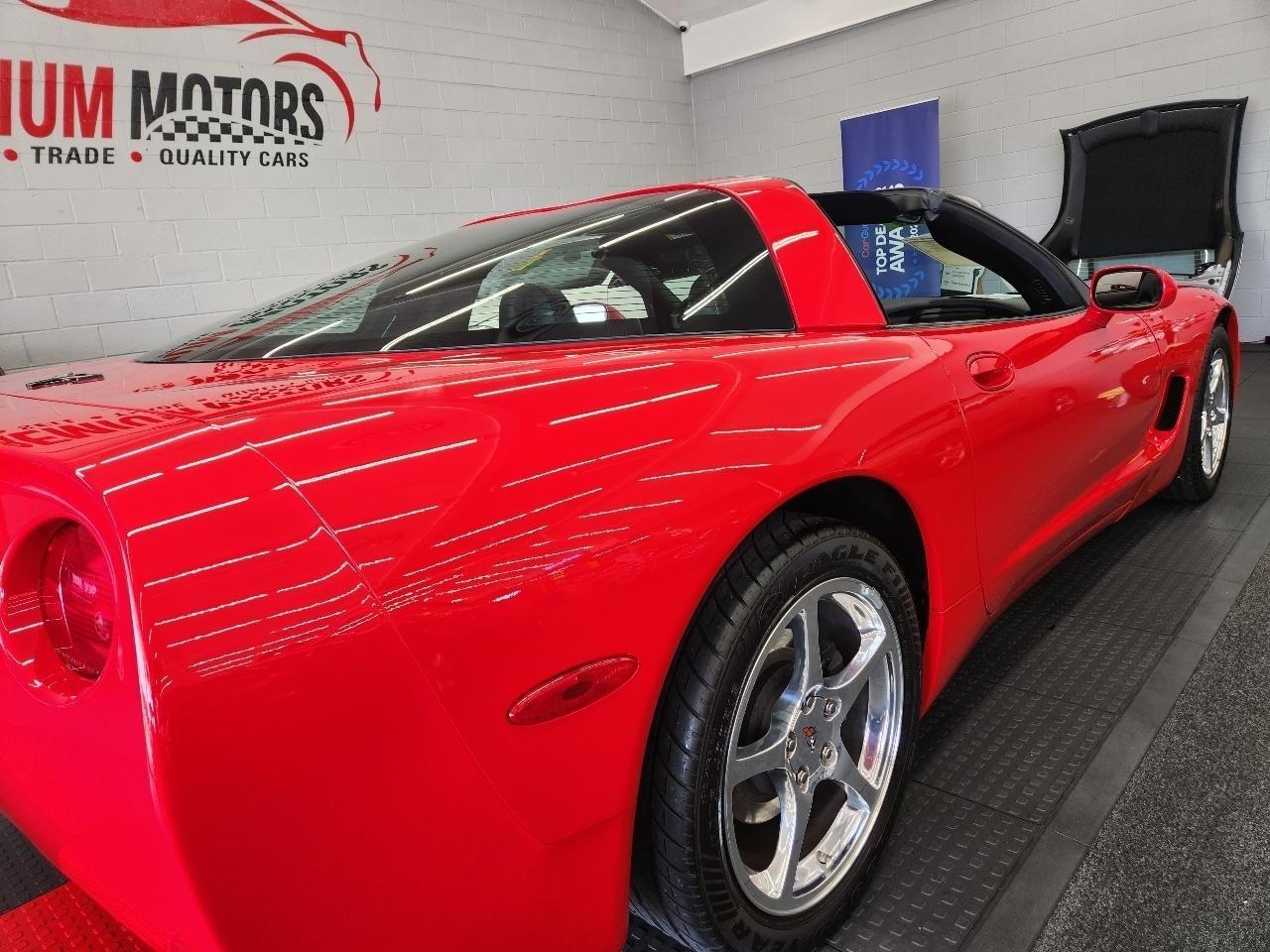 Chevrolet Corvette  2004