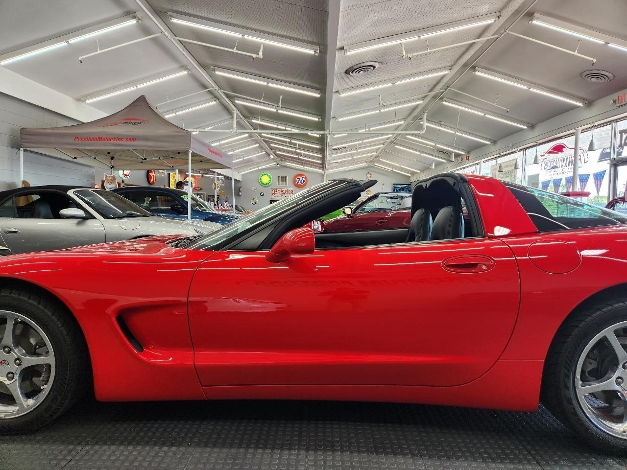 Chevrolet Corvette  2004