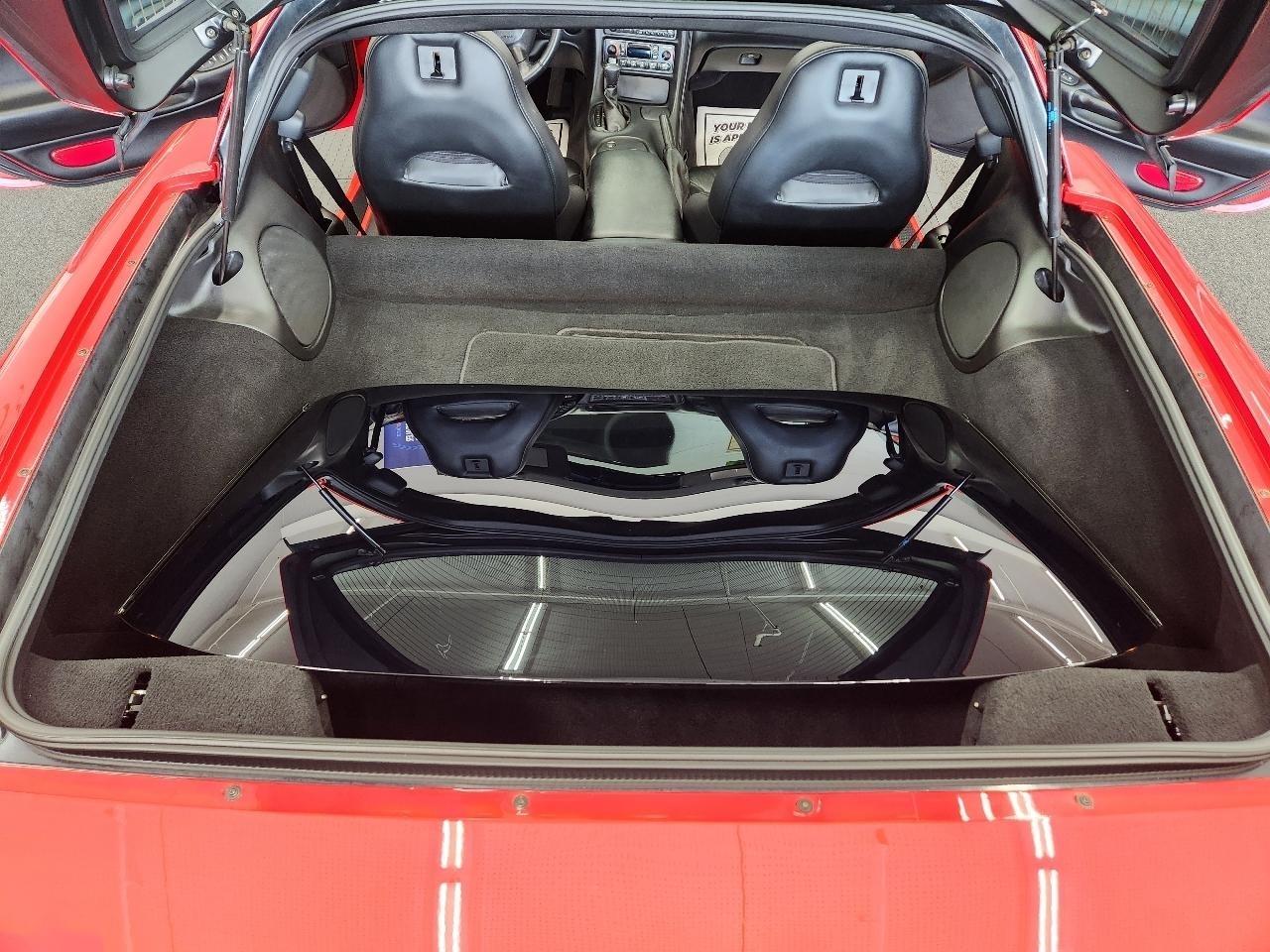 Chevrolet Corvette  2004