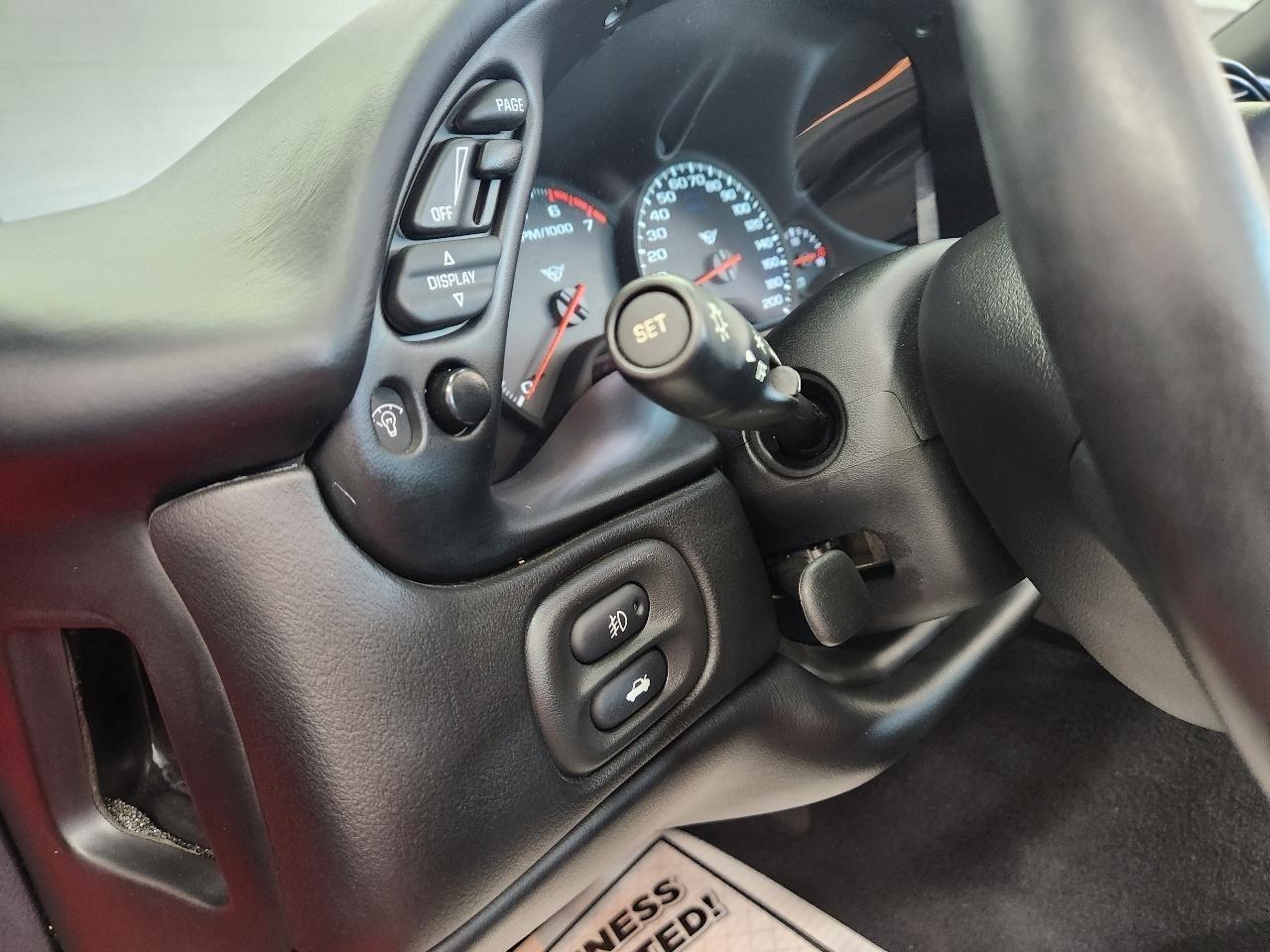 Chevrolet Corvette  2004