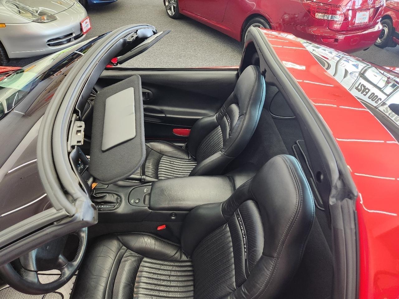 Chevrolet Corvette  2004